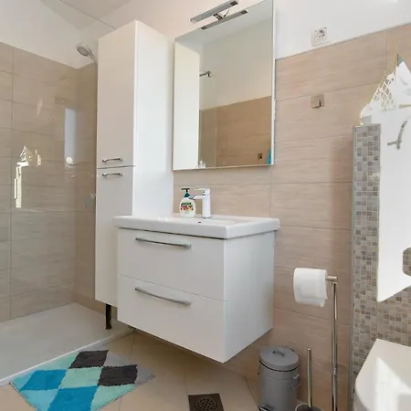度假居 House Betiga 1771