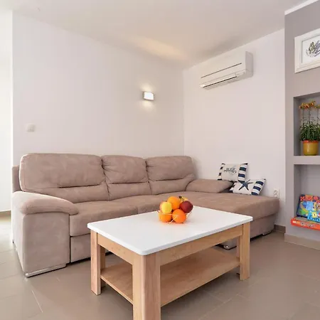 度假居 House Betiga 1771